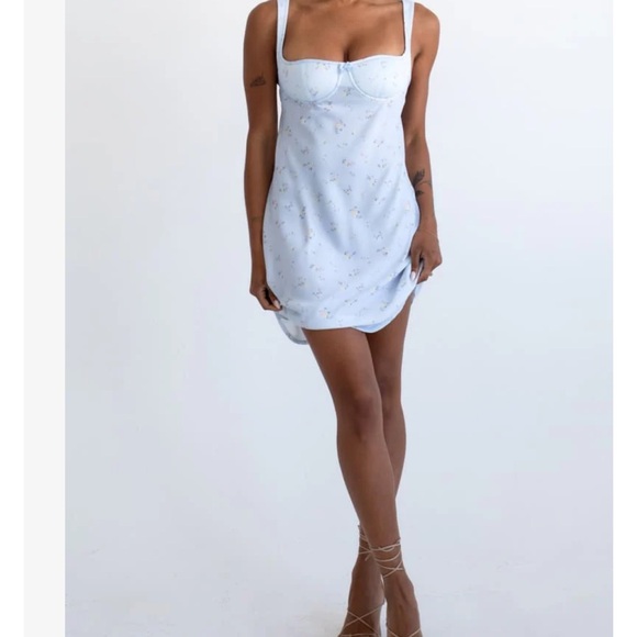 RUMORED LOVERBOY MINI DRESS - Picture 1 of 5